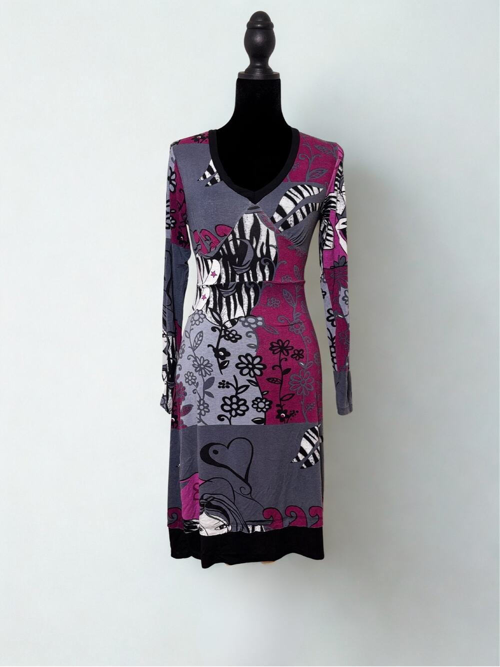 Fitted Long Sleeve Magenta Black Patchwork Whimsical Graphic Print Euro Dress